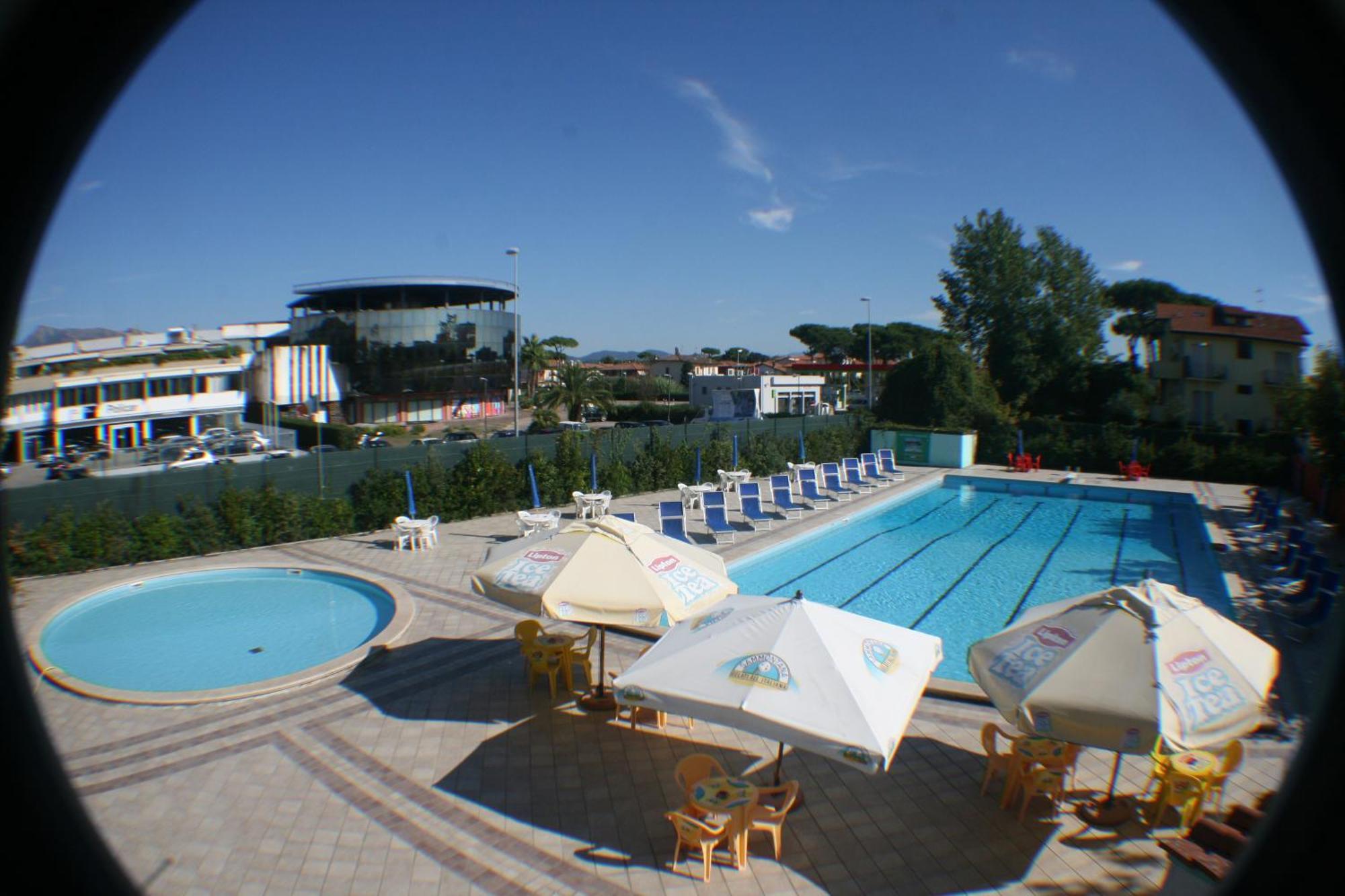 Camping Versilia Mare 호텔 리도디캄파이오레 외부 사진